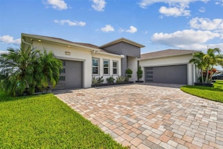 8936 Sanders Tree Loop, Wesley Chapel, FL 33545