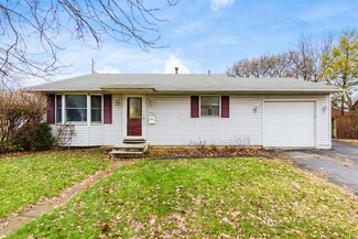 6022 Chesterton Square E, Columbus, OH 43229