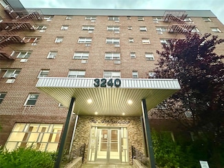 3240 Riverdale Ave Unit 2J, Bronx, NY 10463