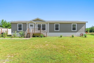 87 Ball Park Rd, Perkinston, MS 39573