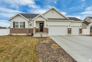2242 N Cranefield Rd, Clearfield, UT 84015