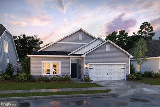 196 Salute Cir, Martinsburg, WV 25405