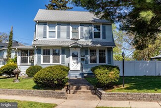 202 Hollywood Dr, Trenton, NJ 08609