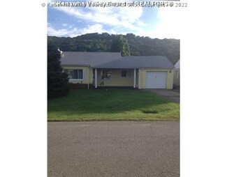 1307 Main Ave, Nitro, WV 25143