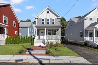 12 Duke St, East Greenwich, RI 02818