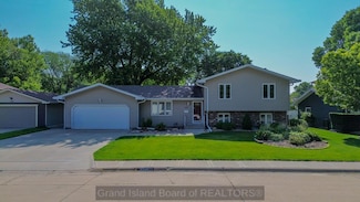 1739 S Ingalls St, Grand Island, NE 68803