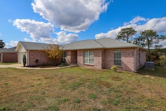 486 Jillian Dr, Crestview, FL 32536