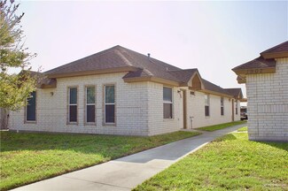 1902 W Western Dr, Edinburg, TX 78539