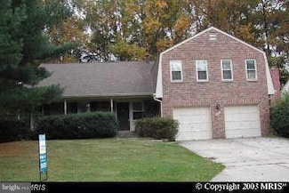 9918 Derbyshire Ln, Bethesda, MD 20817