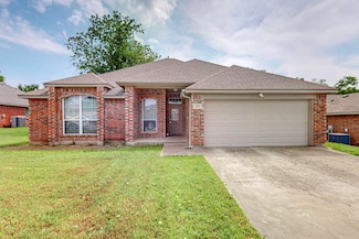 521 Smyth St, Aledo, TX 76008