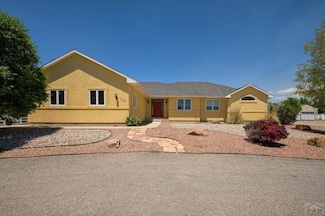 463 S Venango Dr, Pueblo, CO 81007