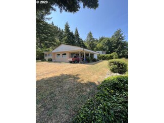 95581 Jerrys Flat Rd, Gold Beach, OR 97444