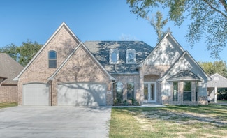 255 W Caldwood Dr, Beaumont, TX 77707
