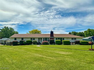 2308 Bears Den Rd, Youngstown, OH 44511