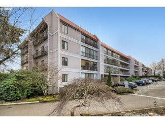 45 Eagle Crest Dr Unit 513, Lake Oswego, OR 97035