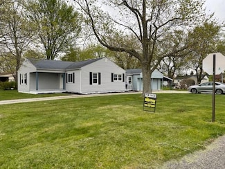 401 N 3rd St, Elwood, IN 46036