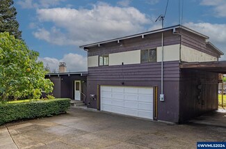 1923 California Ave, Coos Bay, OR 97420