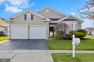 2 Powderhorn Way, Allentown, NJ 08501