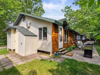 30202 Circle Dr, Pequot Lakes, MN 56472