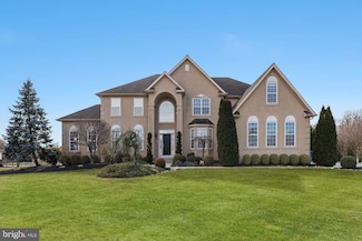 16 Gabrielle Cir, Swedesboro, NJ 08085