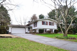 13 S Heather Ct, Caledonia, IL 61011