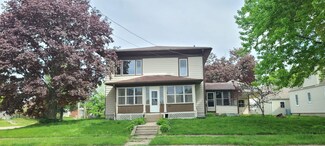 210 W North St, Polo, IL 61064