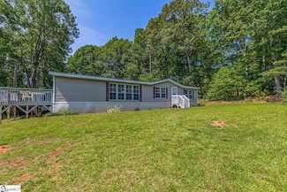 136 W Freedom Wood Dr, Liberty, SC 29657