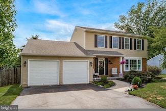 126 Hampton Dr, Langhorne, PA 19047