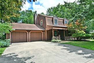 300 S Colonial Dr, Cortland, OH 44410