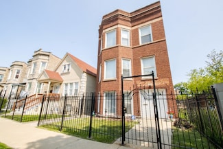 4702 W Fulton St Unit 2, Chicago, IL 60644