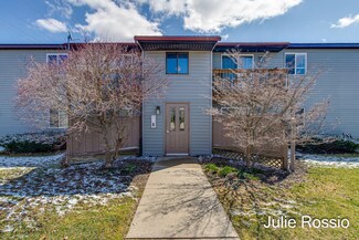 4340 Norman Dr SE, Grand Rapids, MI 49508