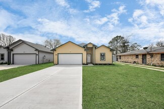 2601 3rd Ave N, Texas City, TX 77590