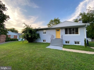 7402 Lenham Dr, Fort Washington, MD 20744