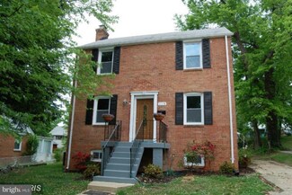 119 Rolph Dr, Oxon Hill, MD 20745