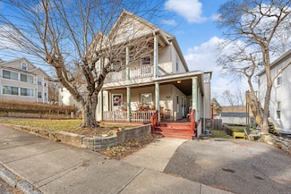 37 New St, Naugatuck, CT 06770