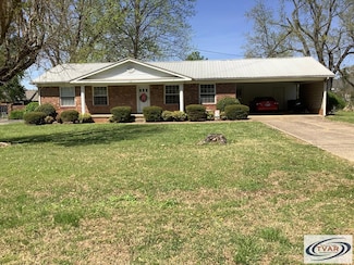 130 Douglas Ave, McKenzie, TN 38201