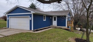 10604 N Rock River Dr, Edgerton, WI 53534