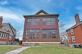 4247 Eighth St W, Cincinnati, OH 45205