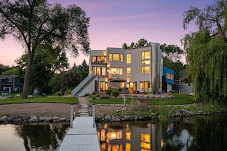9235 Lake Riley Blvd, Chanhassen, MN 55317