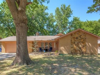 6825 E 75th St, Tulsa, OK 74133