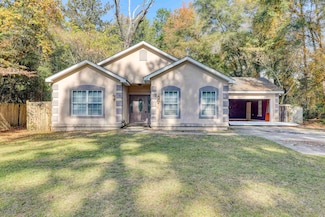 30 Arikara Dr, Crawfordville, FL 32327