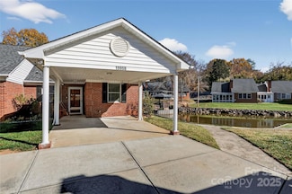 19950 Oak Leaf Cir Unit 19, Cornelius, NC 28031