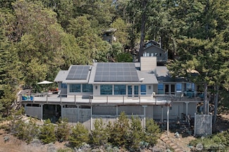 681 Smugglers Cove Rd, Friday Harbor, WA 98250