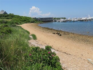 72 W Side Rd Unit 13, Block Island, RI 02807