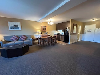 230 Qtr.2, 89 Grand Summit Way, Dover, VT 05356