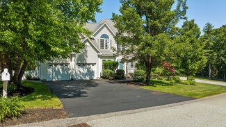 12 Artemis Rd, Salem, NH 03079