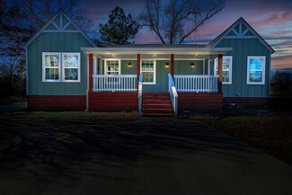 59 E 2nd St, Wells, TX 75976