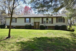 4122 New Castle Rd, Pulaski, PA 16143