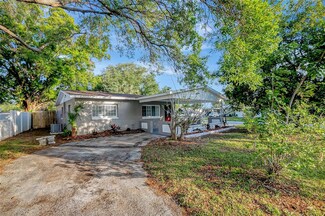 9780 Park Lake Dr, Pinellas Park, FL 33782