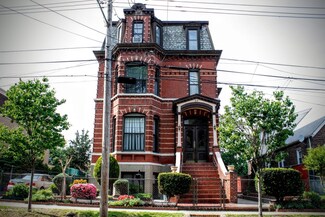 53 Harrison St, Staten Island, NY 10304